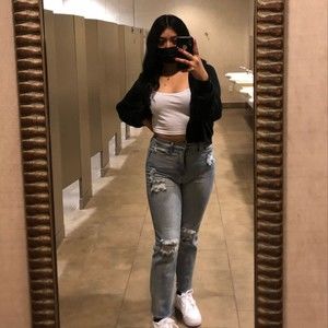 Meet your Posher, Jennifer